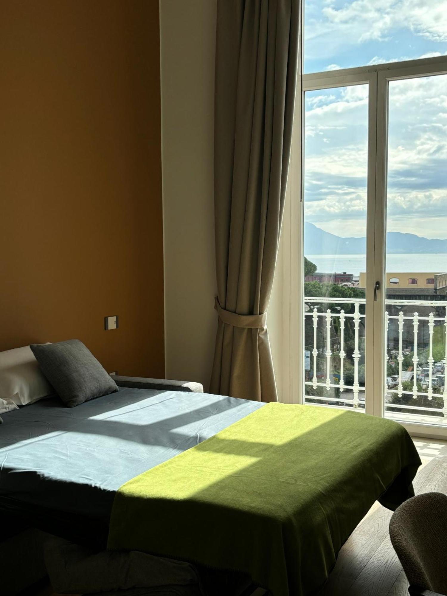 Il Mastio Guesthouse ナポリ エクステリア 写真